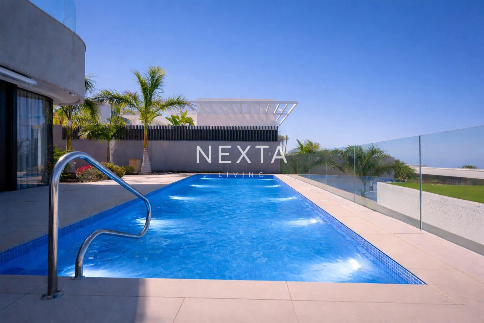 5 bedroom Villa for sale in Guia de Isora - € 6,000,000 (Ref: 9559918)