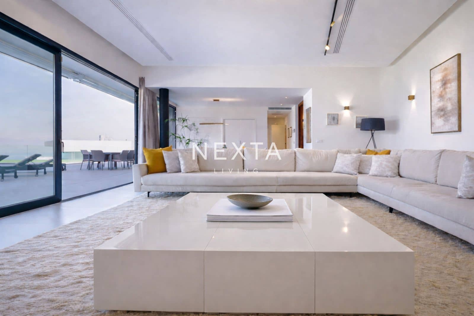 5 bedroom Villa for sale in Guia de Isora - € 6,000,000 (Ref: 9559918)