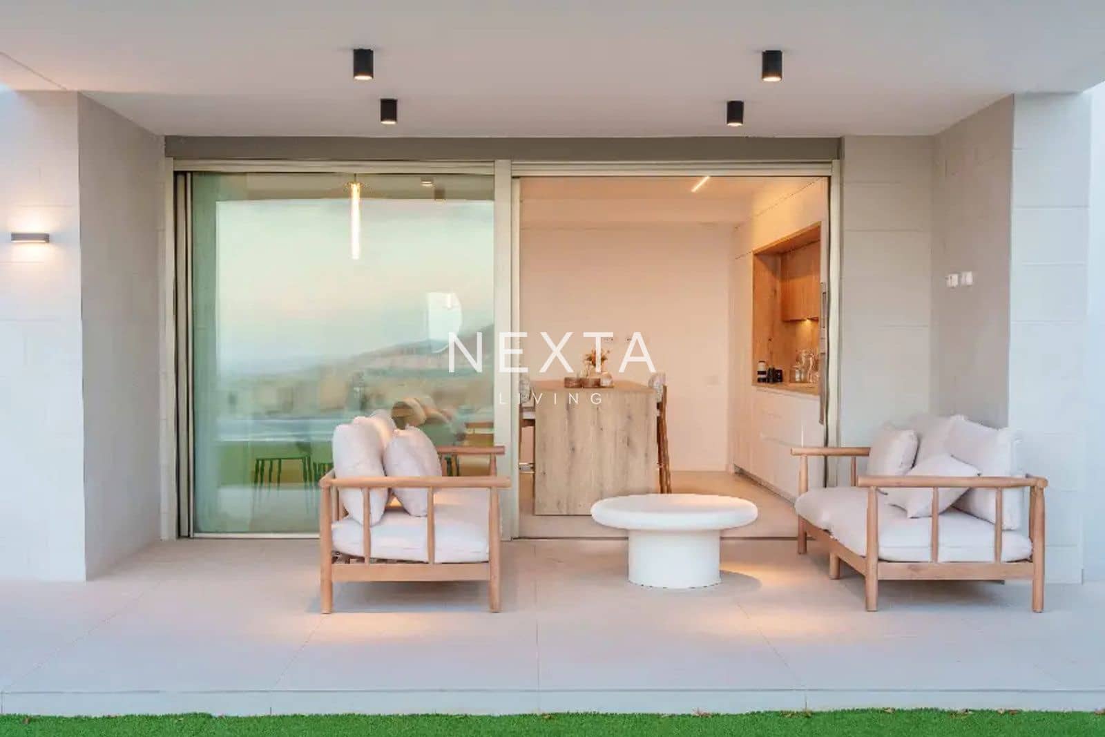 3 soverom Hus til salgs i Las Palmas de Gran Canaria med svømmebasseng garasje - € 1 575 000 (Ref: 9563823)