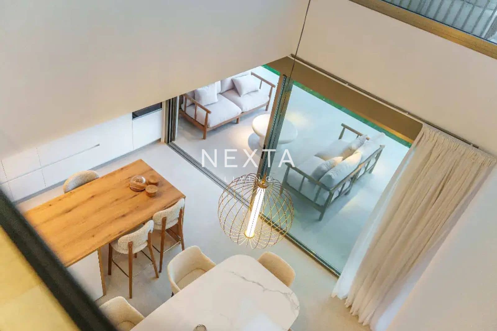 3 soverom Hus til salgs i Las Palmas de Gran Canaria med svømmebasseng garasje - € 1 575 000 (Ref: 9563823)