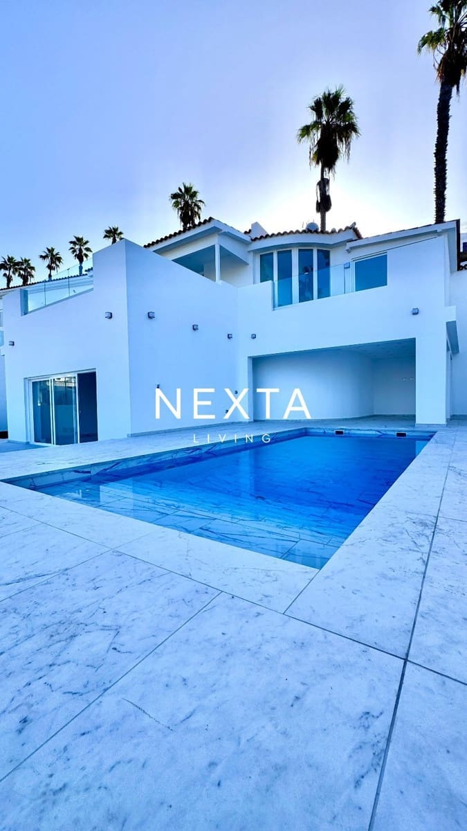 4 camera da letto Villa in vendita in Costa Adeje con piscina - 1.350.000 € (Rif: 9563826)