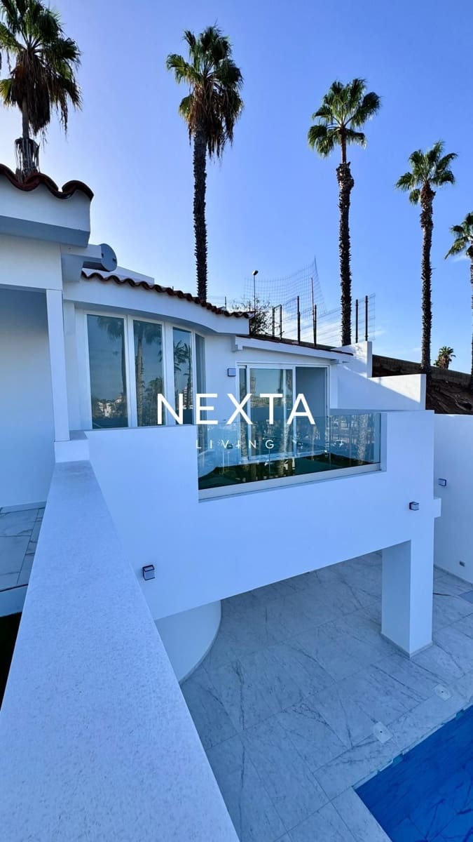 4 camera da letto Villa in vendita in Costa Adeje con piscina - 1.350.000 € (Rif: 9563826)