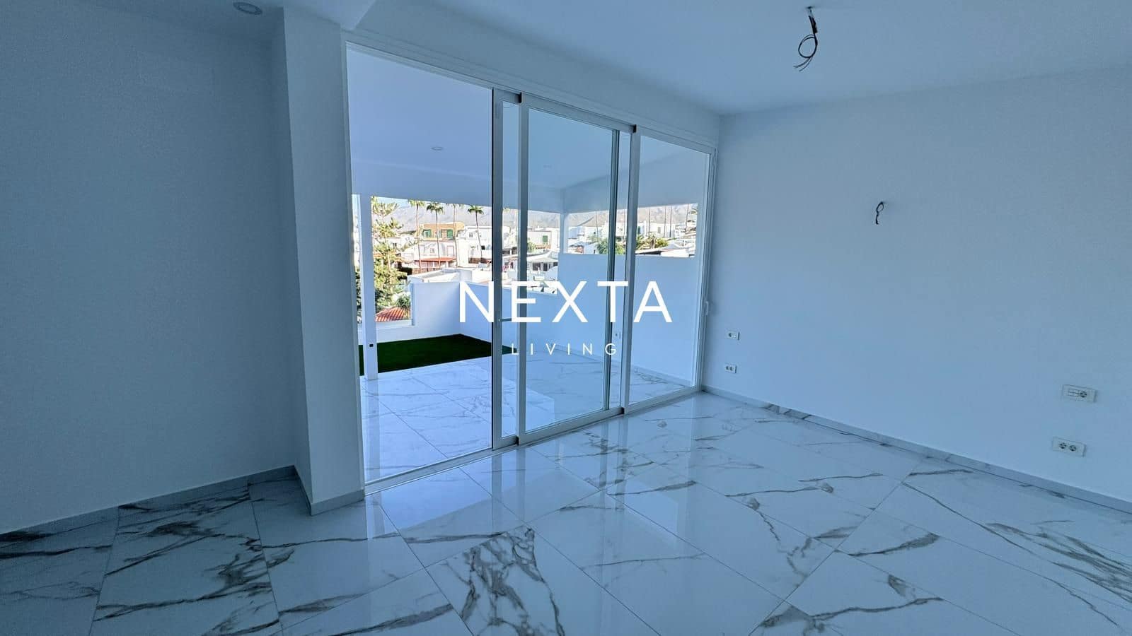 4 camera da letto Villa in vendita in Costa Adeje con piscina - 1.350.000 € (Rif: 9563826)