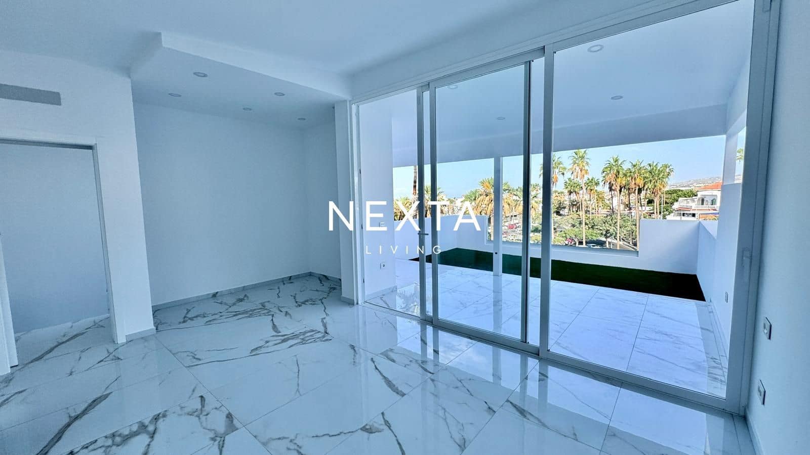 4 camera da letto Villa in vendita in Costa Adeje con piscina - 1.350.000 € (Rif: 9563826)