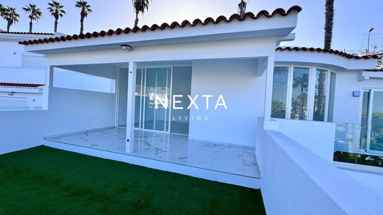 4 camera da letto Villa in vendita in Costa Adeje con piscina - 1.350.000 € (Rif: 9563826)