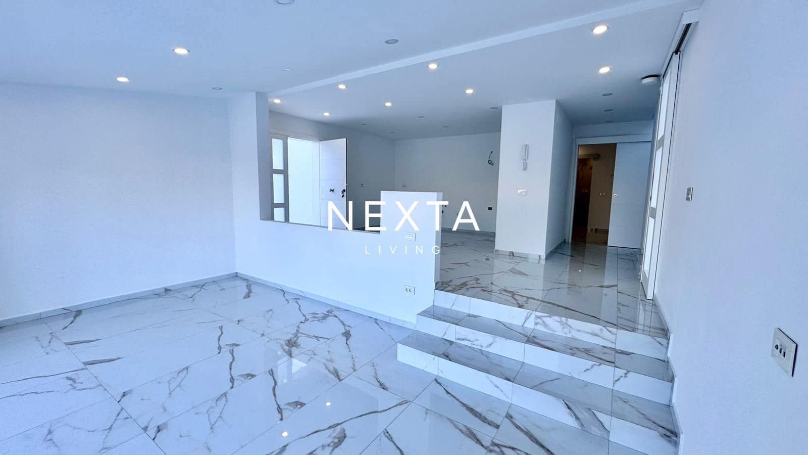 4 camera da letto Villa in vendita in Costa Adeje con piscina - 1.350.000 € (Rif: 9563826)