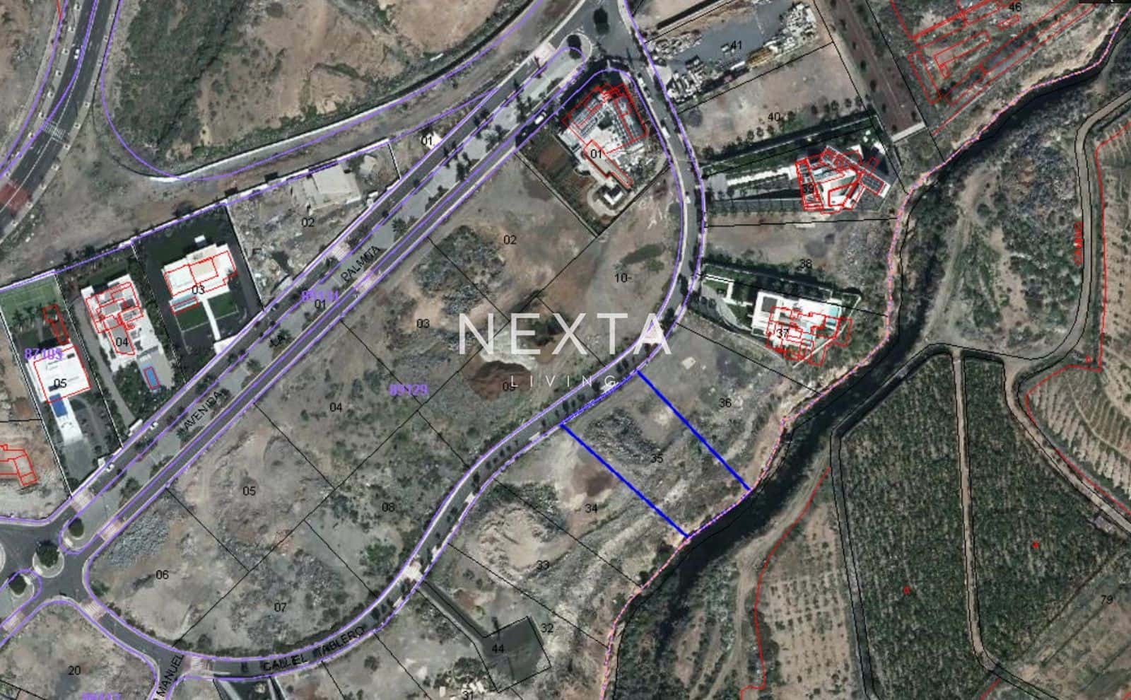 Bouwgrond te koop in Costa Adeje - € 2.200.000 (Ref: 9572000)