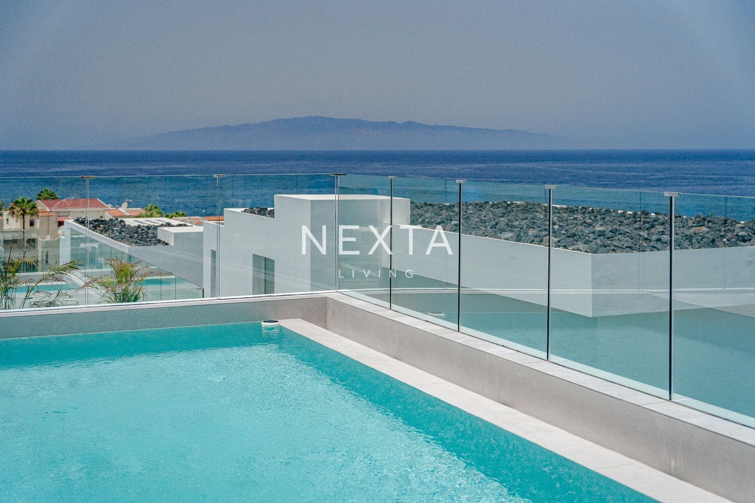 3 bedroom Villa for sale in Callao Salvaje with pool garage - € 1,749,000 (Ref: 9584517)