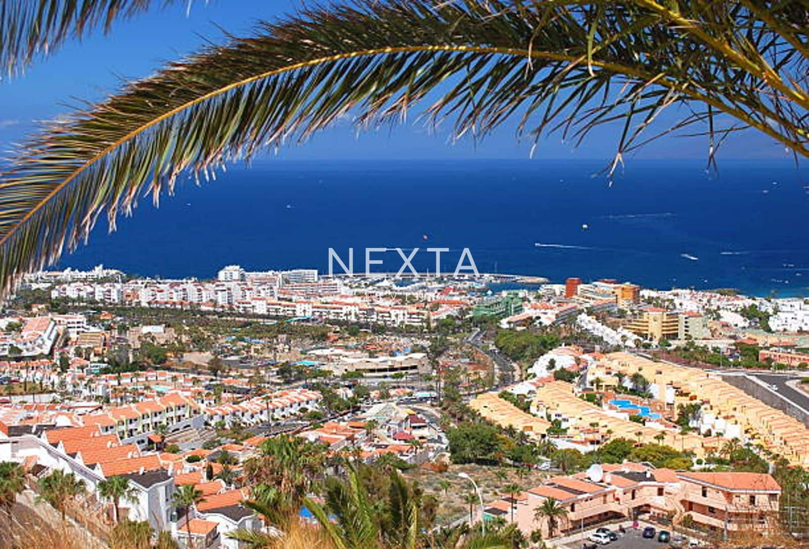 4 bedroom Townhouse for sale in Callao Salvaje with pool garage - € 1,830,000 (Ref: 9584518)