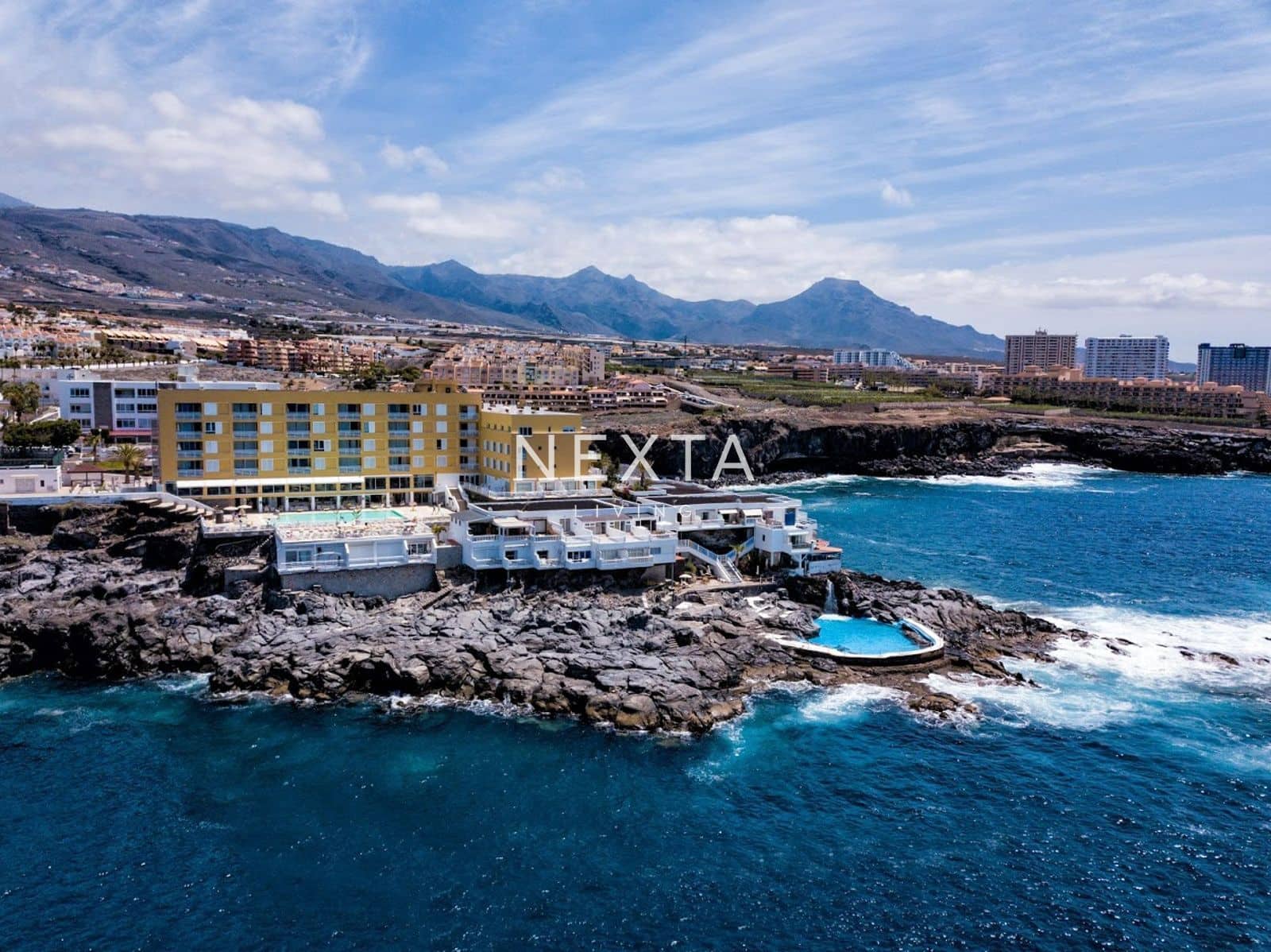 4 bedroom Townhouse for sale in Callao Salvaje with pool garage - € 1,830,000 (Ref: 9584518)