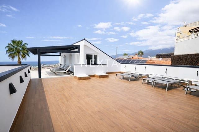 6 bedroom Villa for sale in San Eugenio Alto, Adeje with pool garage - € 1,995,000 (Ref: 9613142)