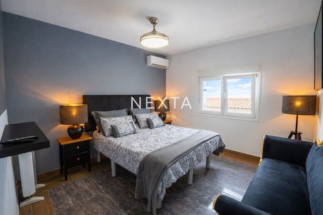 6 bedroom Villa for sale in San Eugenio Alto, Adeje with pool garage - € 1,995,000 (Ref: 9613142)