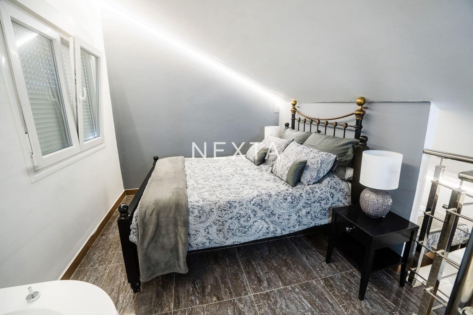 6 bedroom Villa for sale in Costa Adeje with pool garage - € 1,995,000 (Ref: 9613142)