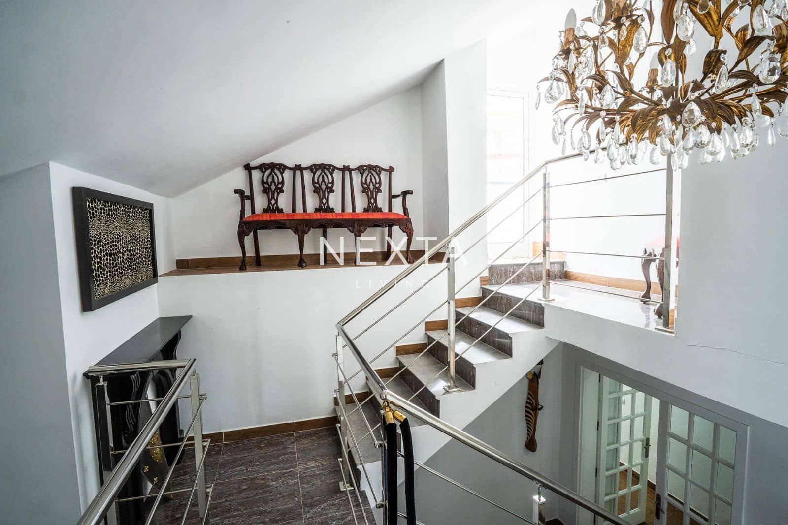 6 bedroom Villa for sale in Costa Adeje with pool garage - € 1,995,000 (Ref: 9613142)