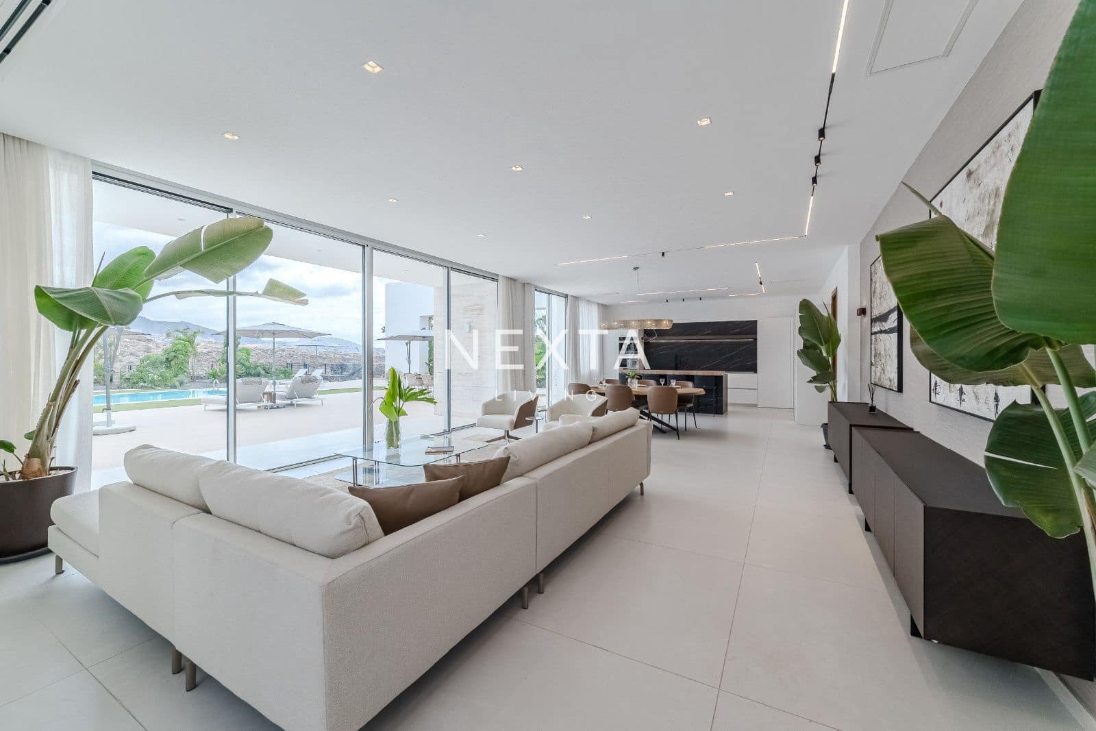 5 chambre Villa/Maison à vendre à La Caleta Adeje avec piscine garage - 6 150 000 € (Ref: 9630619)