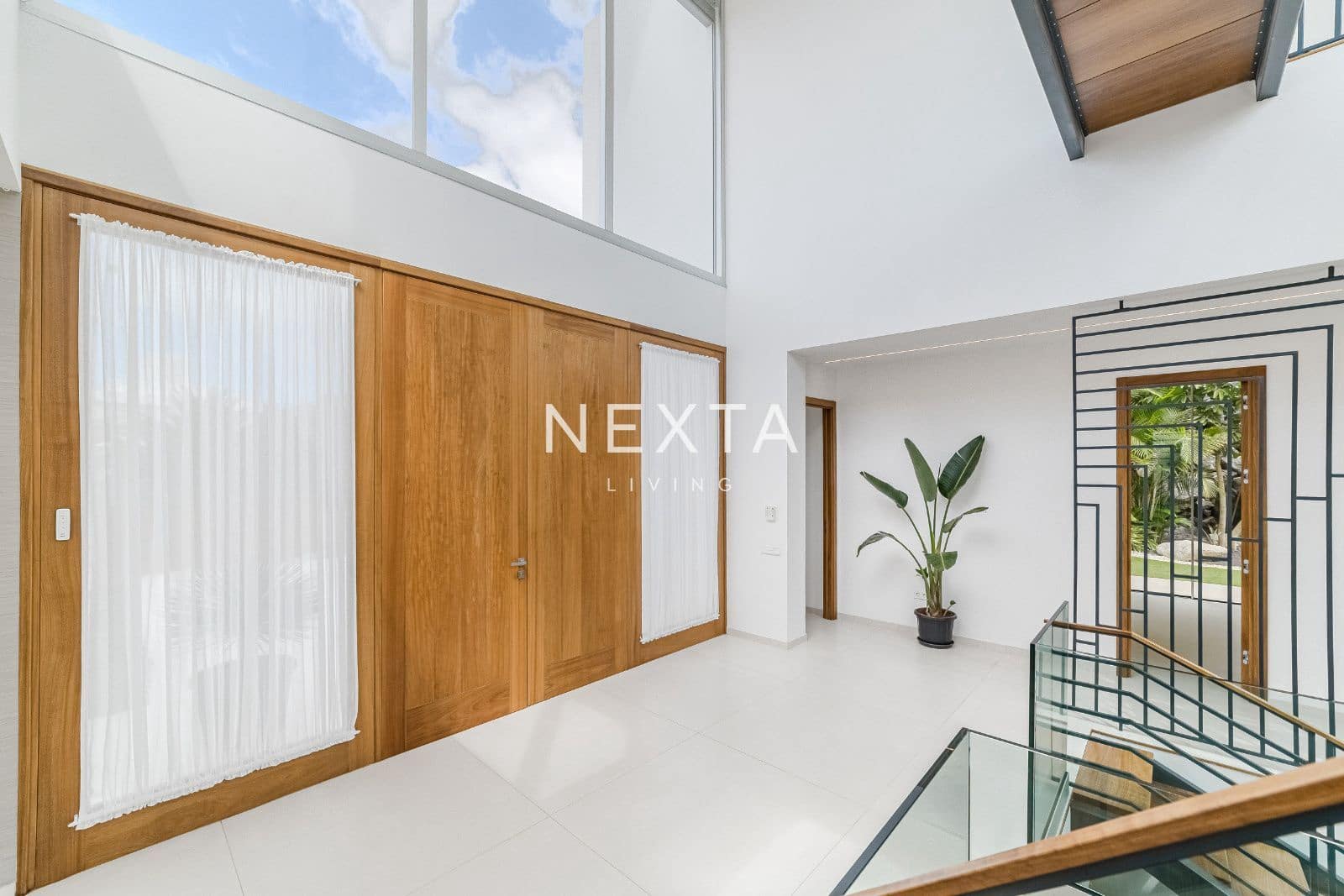 5 chambre Villa/Maison à vendre à La Caleta Adeje avec piscine garage - 6 150 000 € (Ref: 9630619)