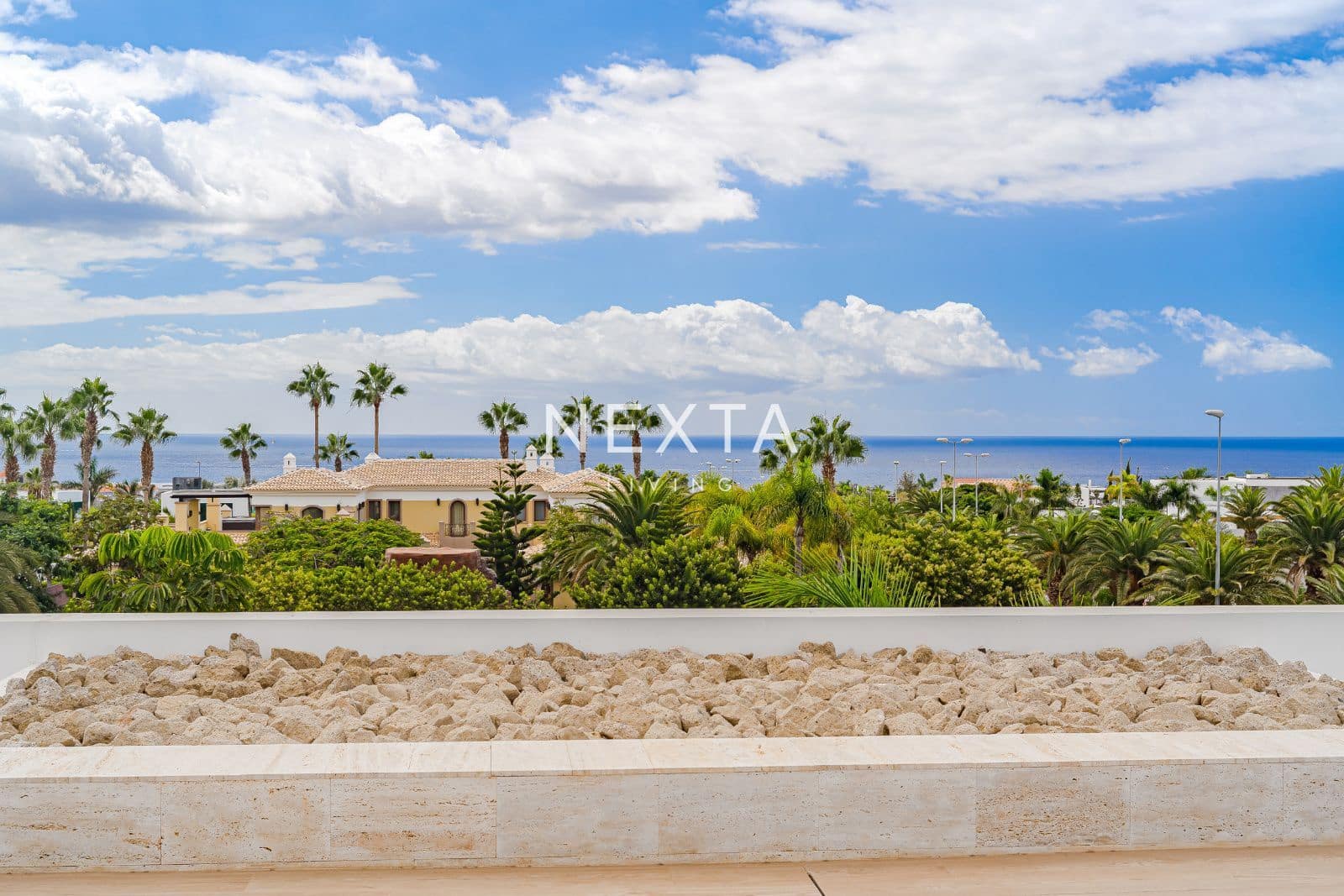 5 chambre Villa/Maison à vendre à La Caleta Adeje avec piscine garage - 6 150 000 € (Ref: 9630619)