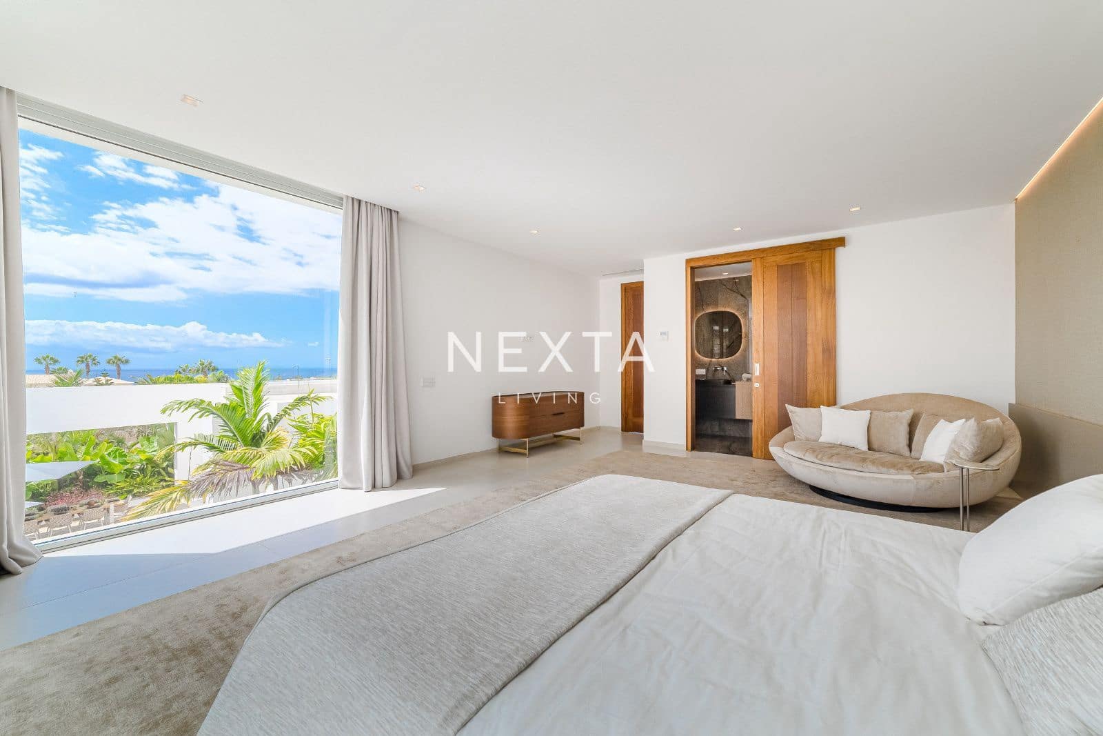 5 chambre Villa/Maison à vendre à La Caleta Adeje avec piscine garage - 6 150 000 € (Ref: 9630619)