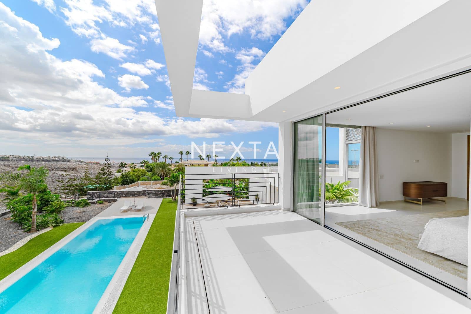 5 chambre Villa/Maison à vendre à La Caleta Adeje avec piscine garage - 6 150 000 € (Ref: 9630619)