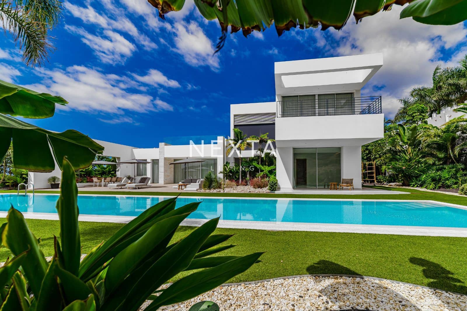 5 chambre Villa/Maison à vendre à La Caleta Adeje avec piscine garage - 6 150 000 € (Ref: 9630619)