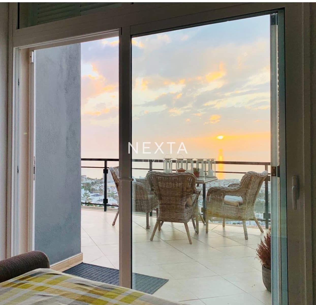 3 chambre Villa/Maison à vendre à Costa Adeje avec piscine garage - 1 200 000 € (Ref: 9653112)