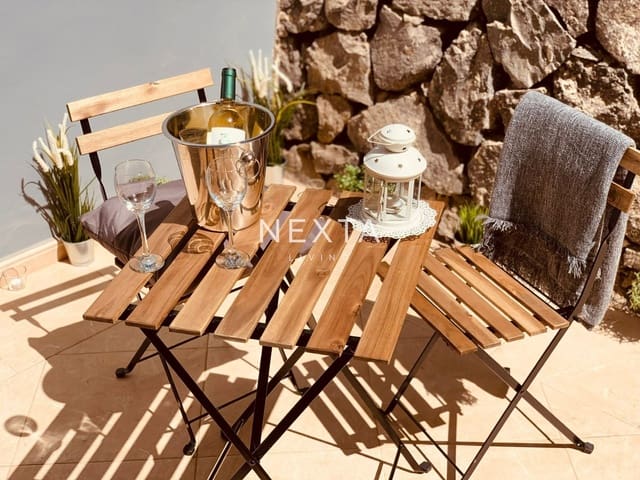 3 sypialnia Willa na sprzedaż w Costa Adeje, Adeje z basenem garażem - 1 200 000 € (Ref: 9653112)