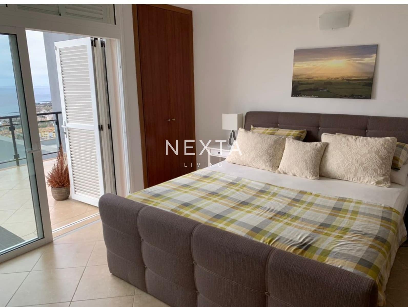 3 chambre Villa/Maison à vendre à Costa Adeje avec piscine garage - 1 200 000 € (Ref: 9653112)