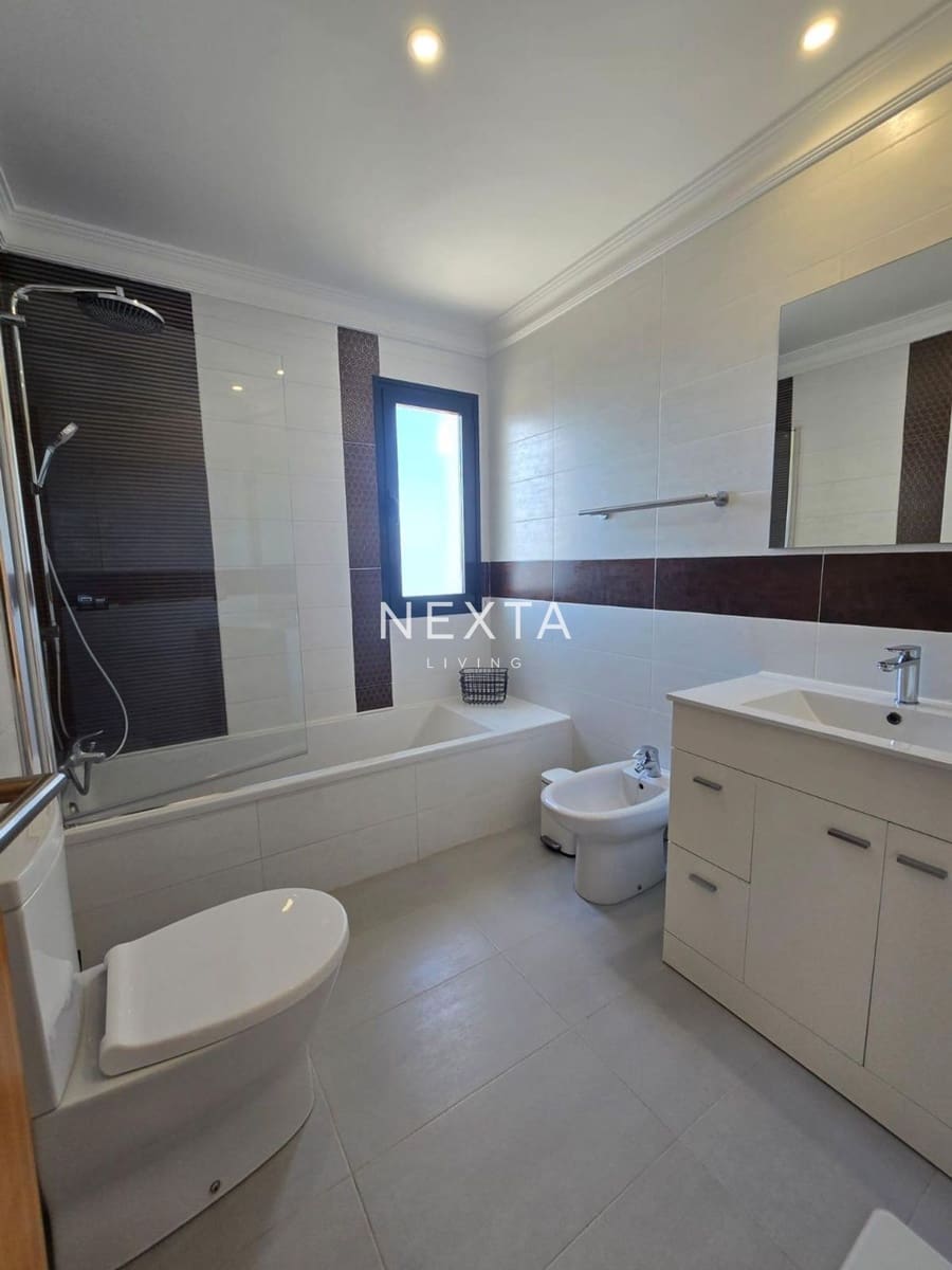 Chalet de 3 habitaciones en Torviscas en venta con piscina garaje - 1.480.000 € (Ref: 9675157)