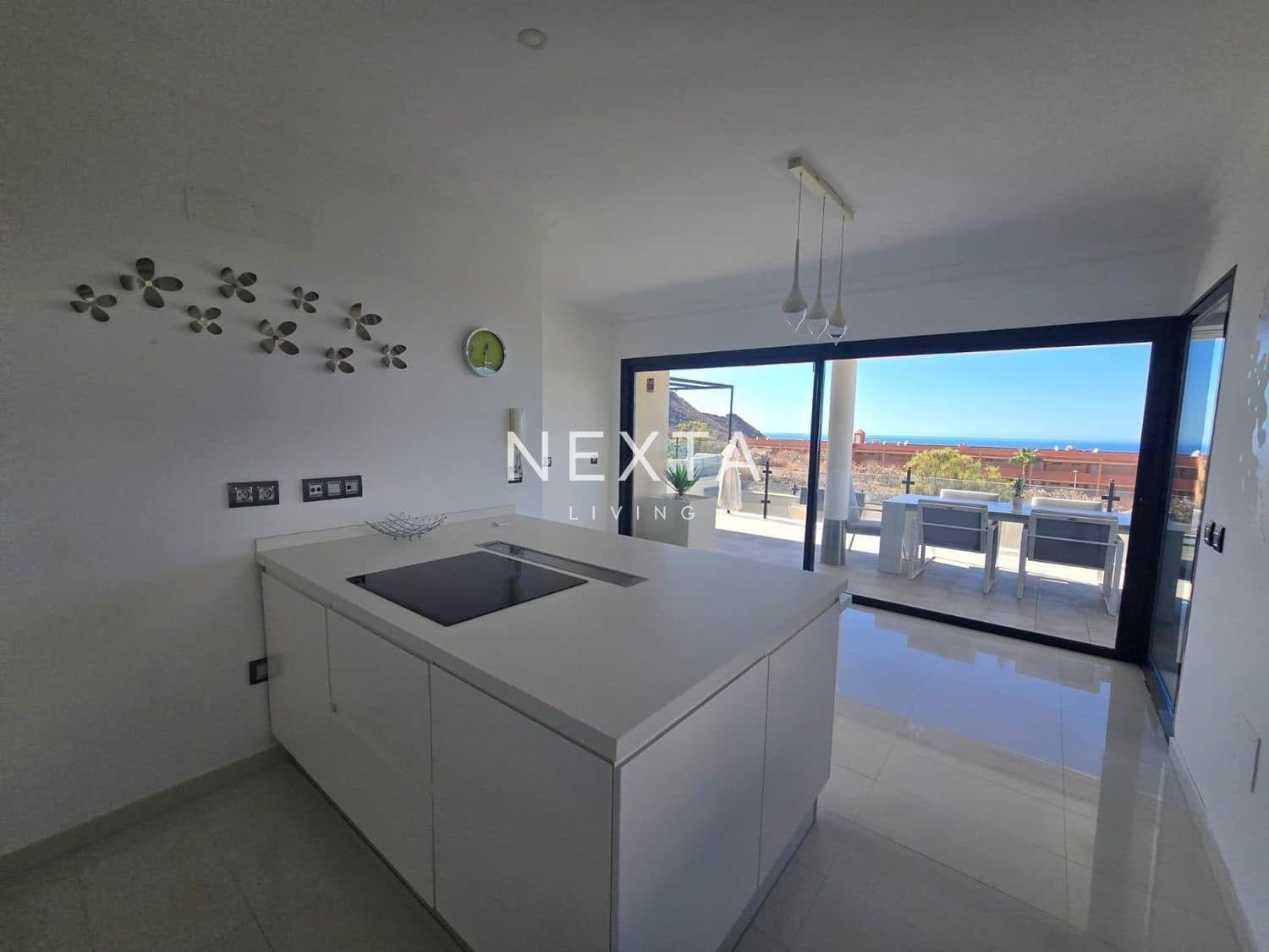 Chalet de 3 habitaciones en Torviscas en venta con piscina garaje - 1.480.000 € (Ref: 9675157)