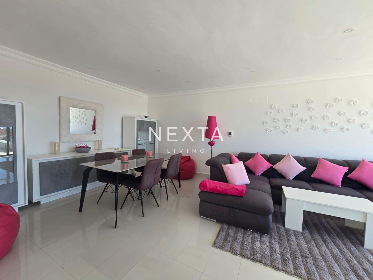 Chalet de 3 habitaciones en Torviscas en venta con piscina garaje - 1.480.000 € (Ref: 9675157)