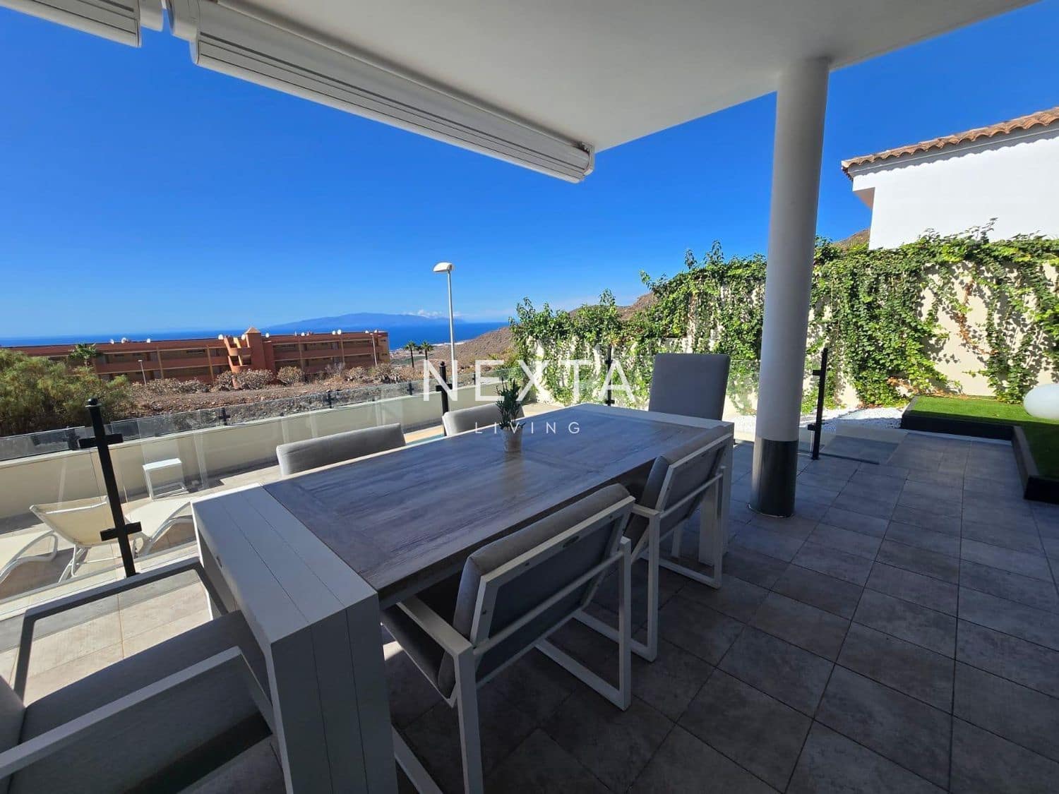 Chalet de 3 habitaciones en Torviscas en venta con piscina garaje - 1.480.000 € (Ref: 9675157)