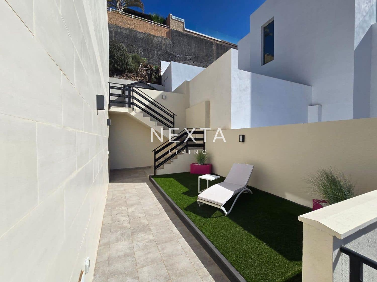 Chalet de 3 habitaciones en Torviscas en venta con piscina garaje - 1.480.000 € (Ref: 9675157)