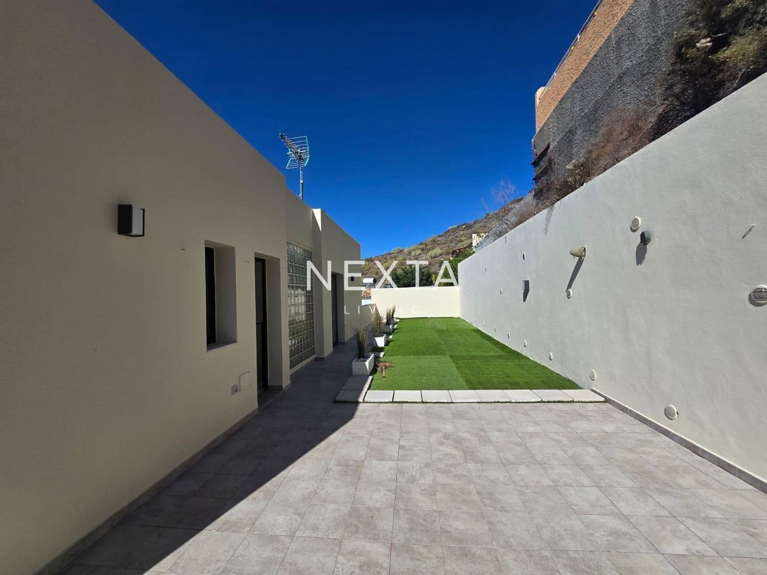 Chalet de 3 habitaciones en Torviscas en venta con piscina garaje - 1.480.000 € (Ref: 9675157)