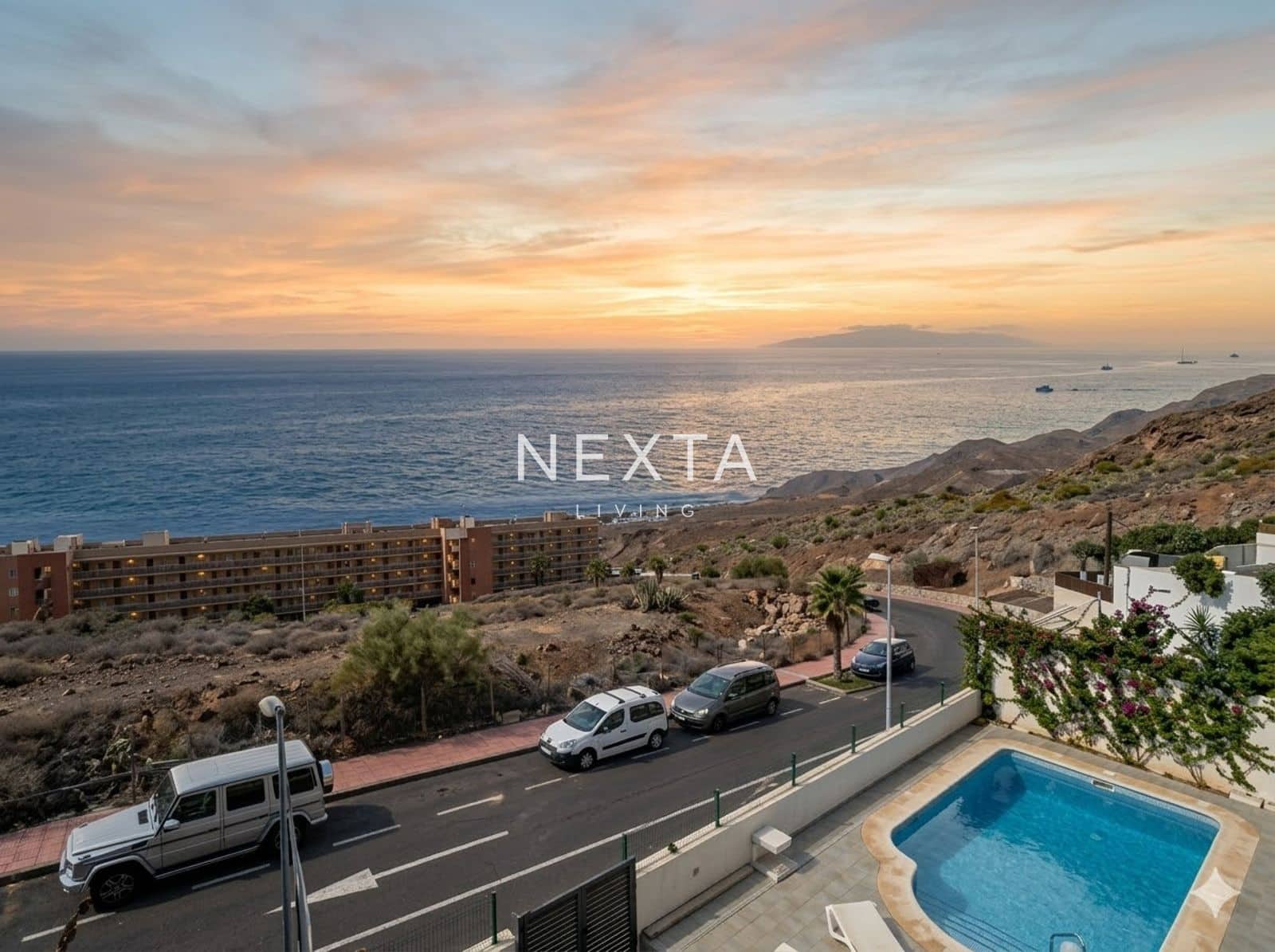 Chalet de 3 habitaciones en Torviscas en venta con piscina garaje - 1.480.000 € (Ref: 9675157)