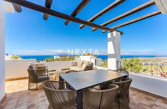 2 makuuhuone Asunto myytävänä paikassa Guía de Isora mukana uima-altaan 
autotalli - 1 149 000 € (Ref: 9685885)