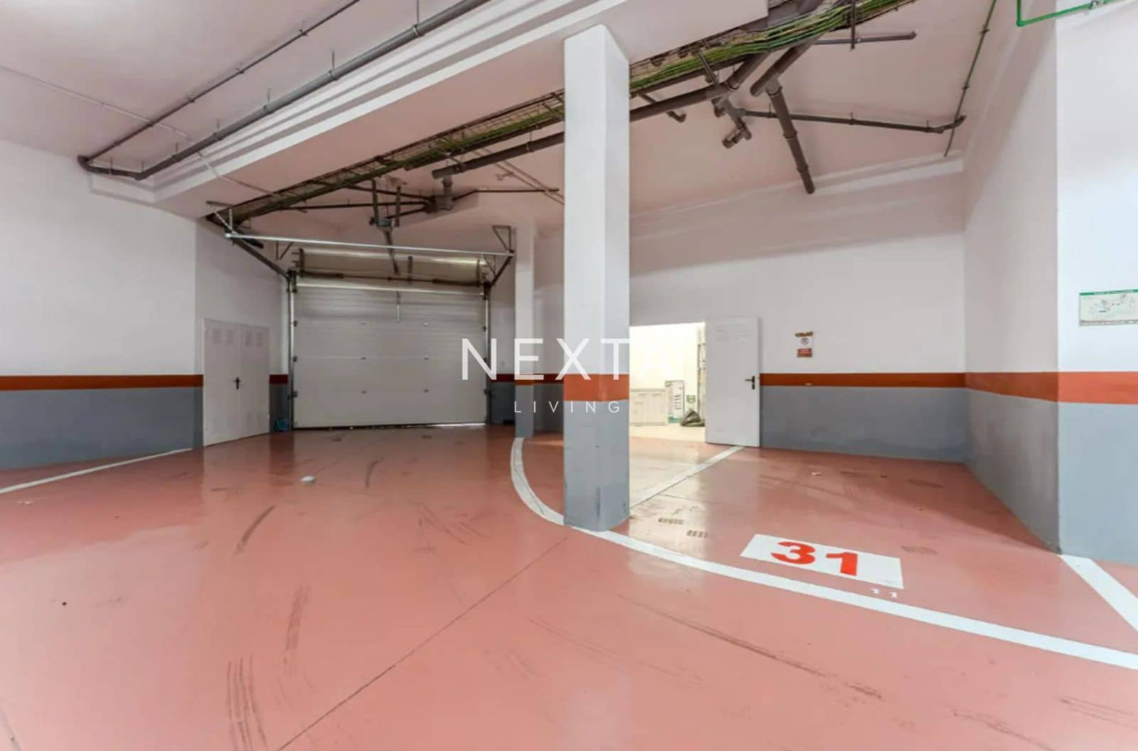 2 makuuhuone Asunto myytävänä paikassa Guia de Isora mukana uima-altaan 
autotalli - 1 149 000 € (Ref: 9685885)