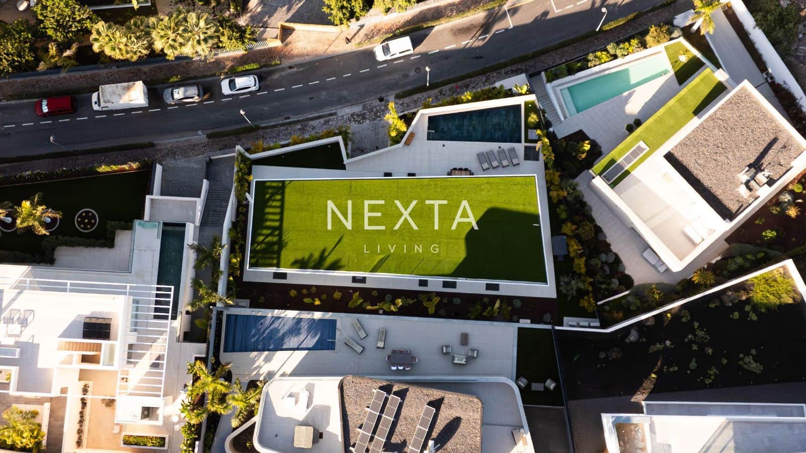 4 bedroom Villa for sale in Guia de Isora with pool garage - € 5,000,000 (Ref: 9688507)