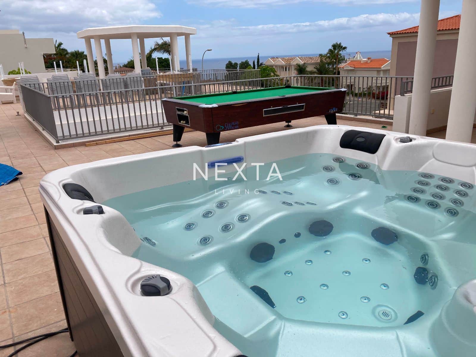 12 makuuhuone Huvila myytävänä paikassa Playa Paraiso mukana uima-altaan - 4 000 000 € (Ref: 9696786)