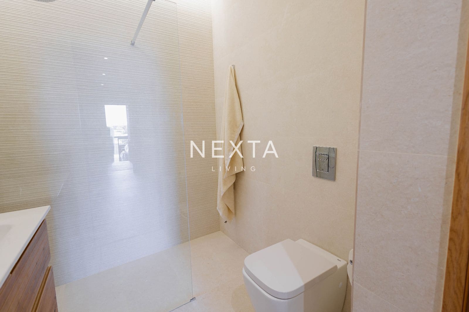 4 slaapkamer Villa te koop in Playa del Duque met zwembad garage - € 2.600.000 (Ref: 9696971)