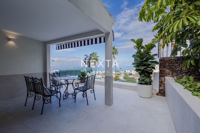 4 soveværelse Villa til salg i Playa del Duque, Adeje med swimmingpool garage - € 2.600.000 (Ref: 9696971)