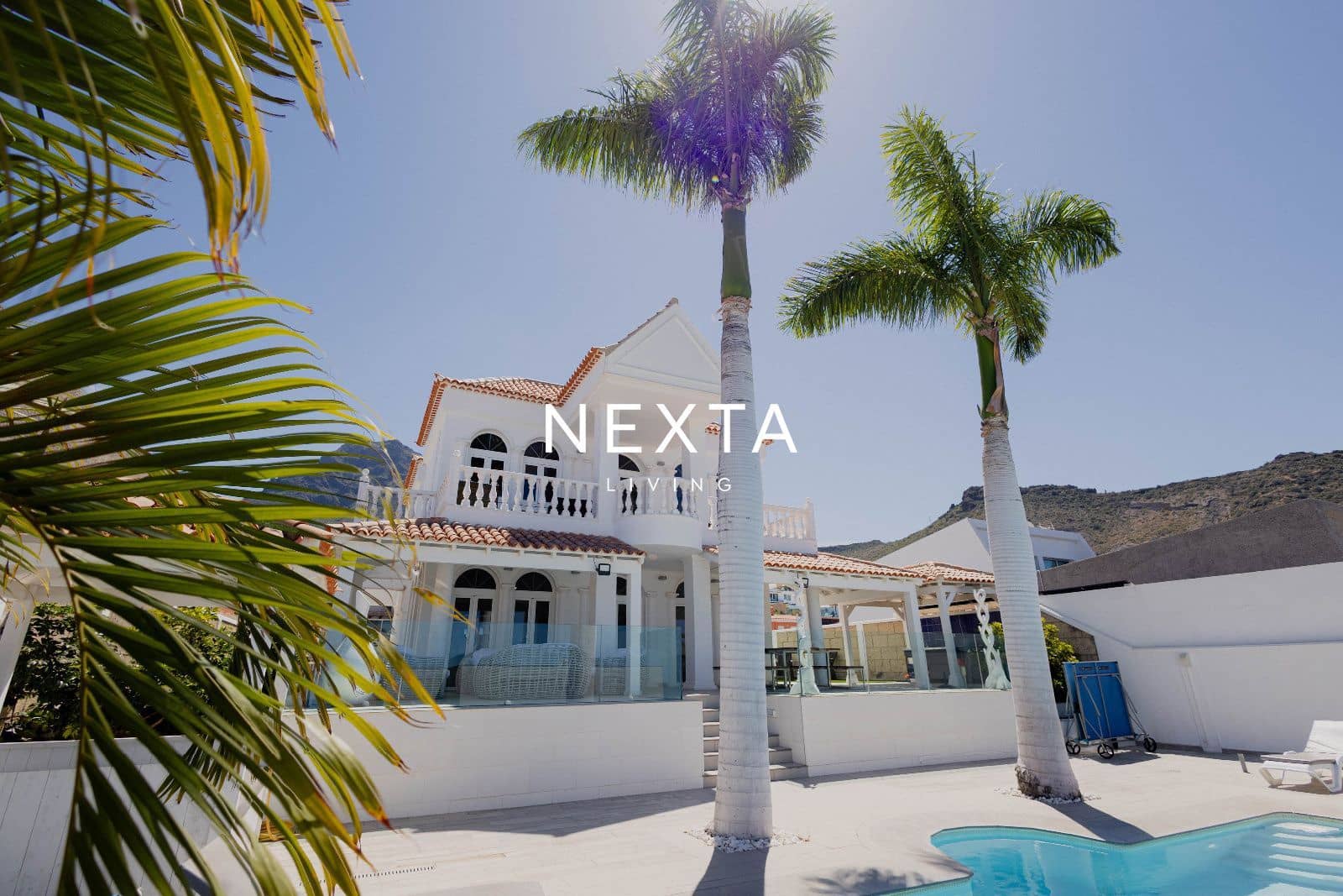 4 bedroom Villa for sale in Playa del Duque with pool garage - € 2,060,000 (Ref: 9697791)