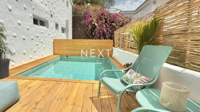 Chalet de 5 habitaciones en Chayofa, Arona en venta con piscina garaje - 1.270.000 € (Ref: 9697795)