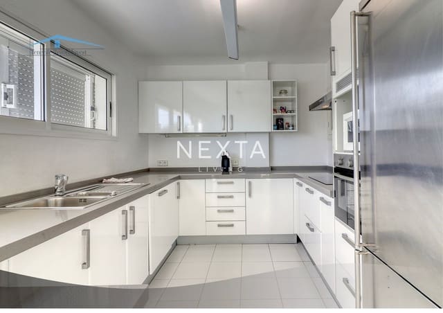 Chalet de 5 habitaciones en San Eugenio Alto, Adeje en venta con piscina garaje - 1.700.000 € (Ref: 9709202)