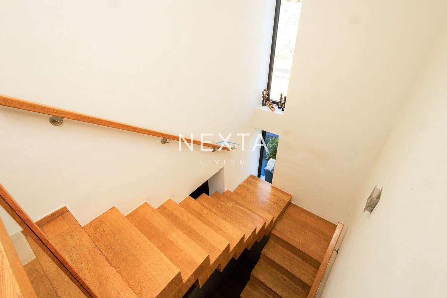 3 slaapkamer Villa te koop in Costa Adeje met zwembad garage - € 2.400.000 (Ref: 9709203)