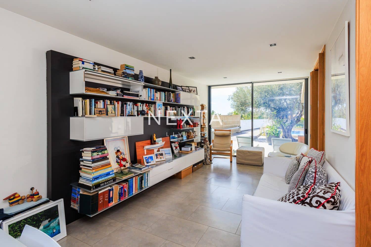 3 slaapkamer Villa te koop in Costa Adeje met zwembad garage - € 2.400.000 (Ref: 9709203)