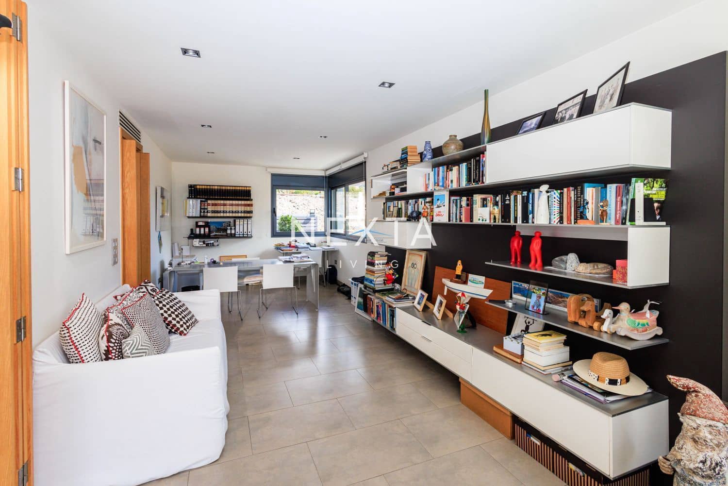 3 slaapkamer Villa te koop in Costa Adeje met zwembad garage - € 2.400.000 (Ref: 9709203)