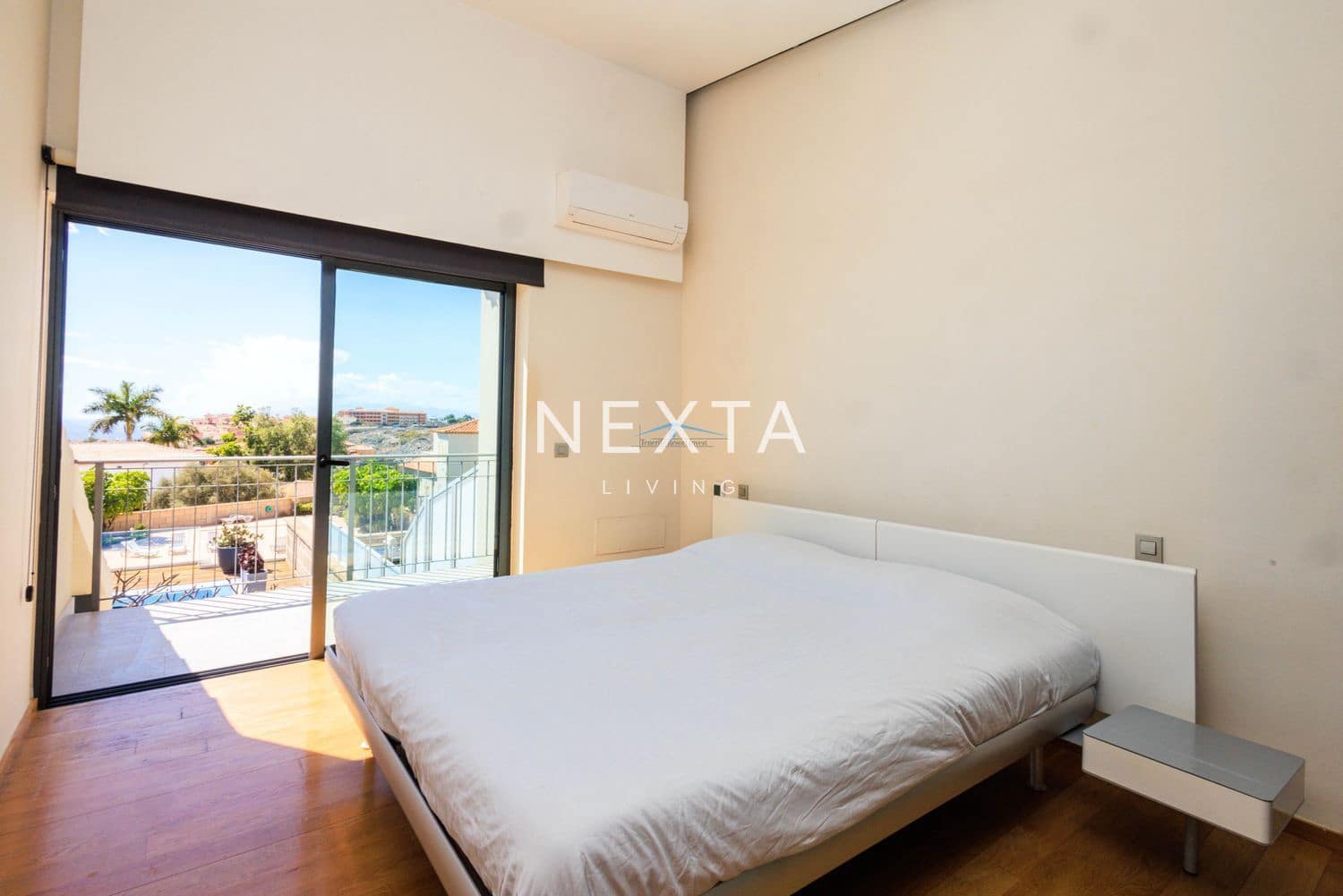 3 slaapkamer Villa te koop in Costa Adeje met zwembad garage - € 2.400.000 (Ref: 9709203)