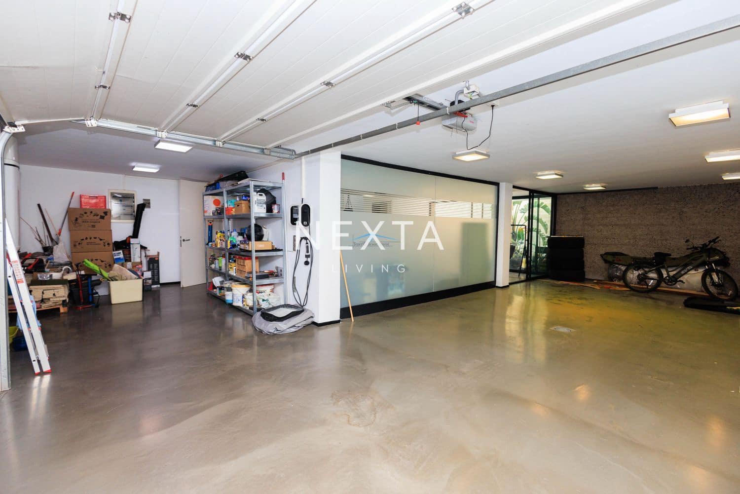 3 slaapkamer Villa te koop in Costa Adeje met zwembad garage - € 2.400.000 (Ref: 9709203)