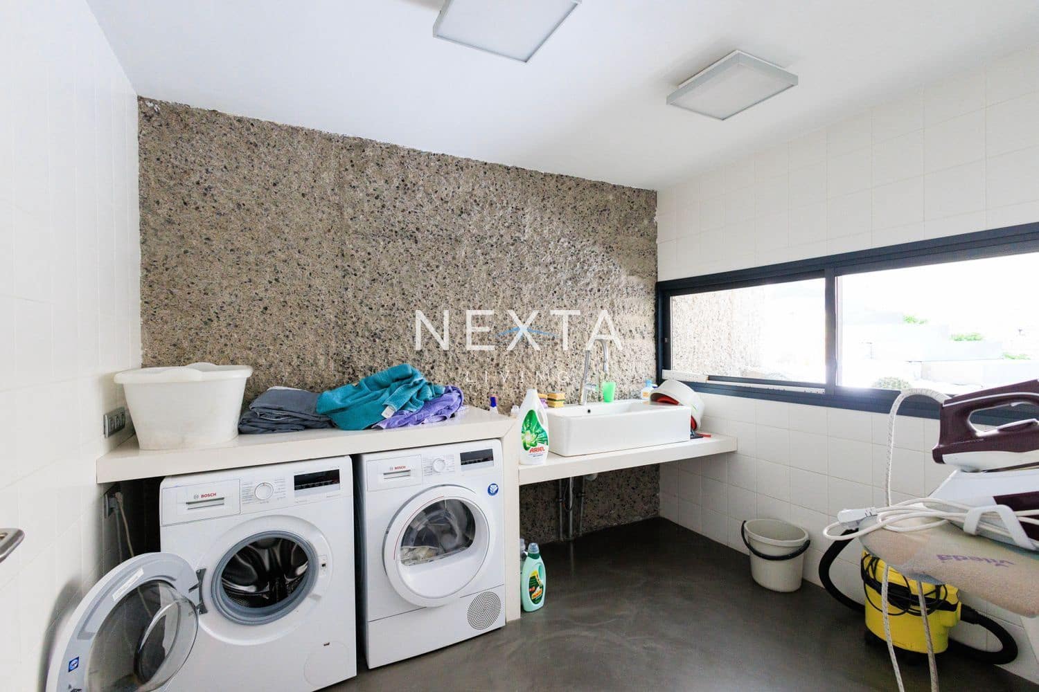 3 slaapkamer Villa te koop in Costa Adeje met zwembad garage - € 2.400.000 (Ref: 9709203)