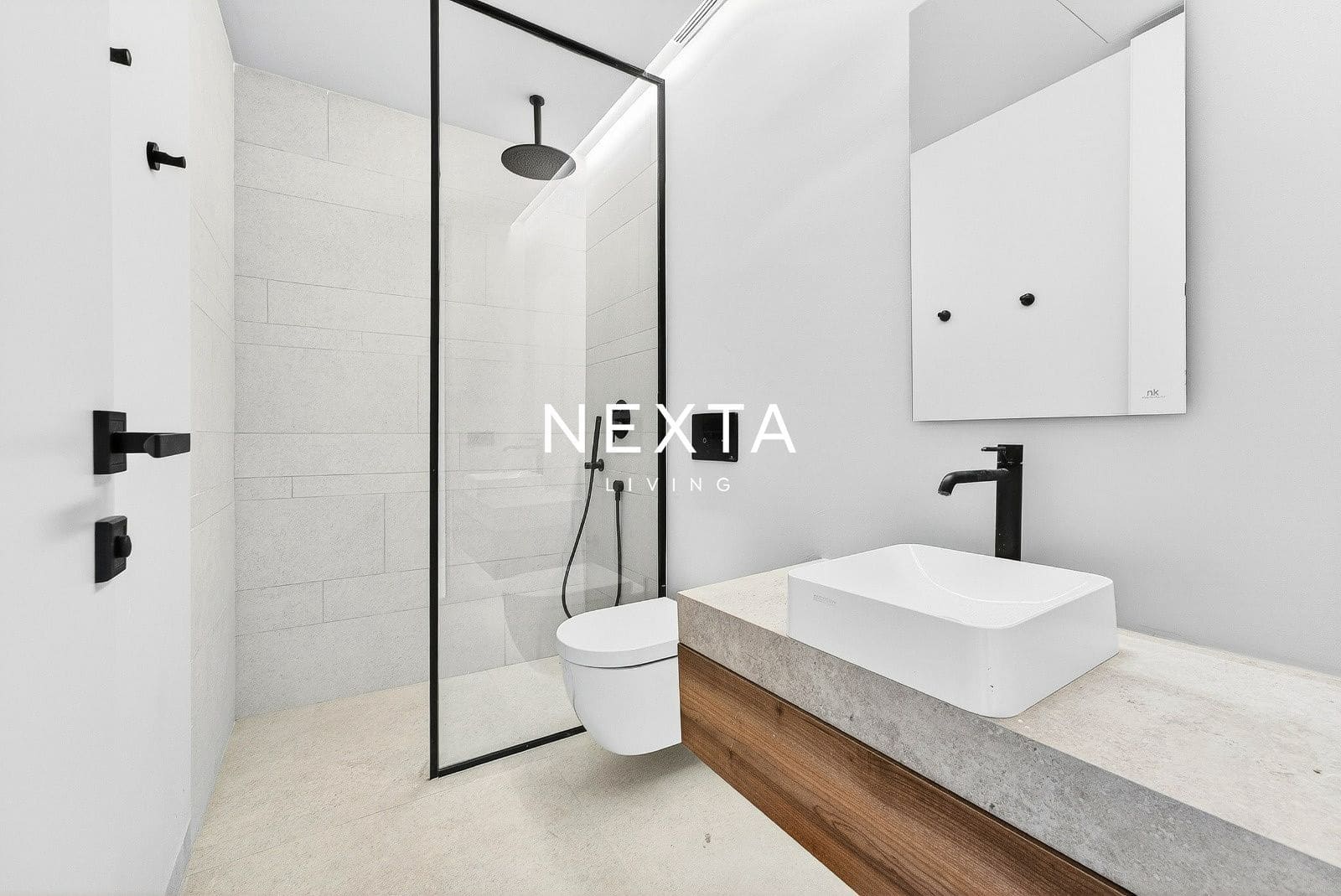 2 bedroom Flat for sale in Callao Salvaje with pool - € 1,060,000 (Ref: 9741434)